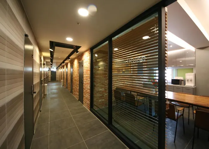 Anam House Hotel